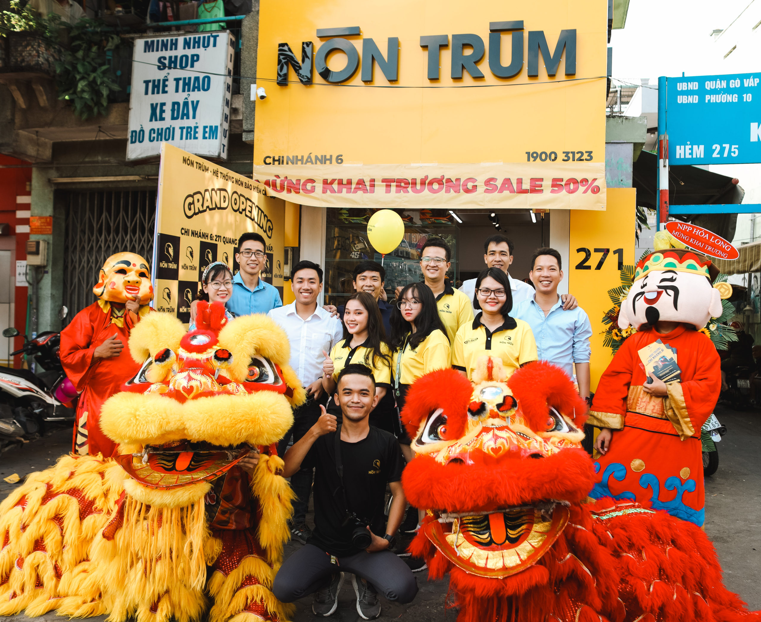 chuỗi cửa hàng nón trùm