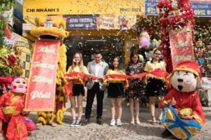 nón bảo hiểm hóc môn