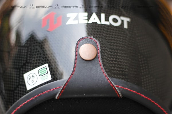 nón 3/4 carbon zealot vân tổ ong