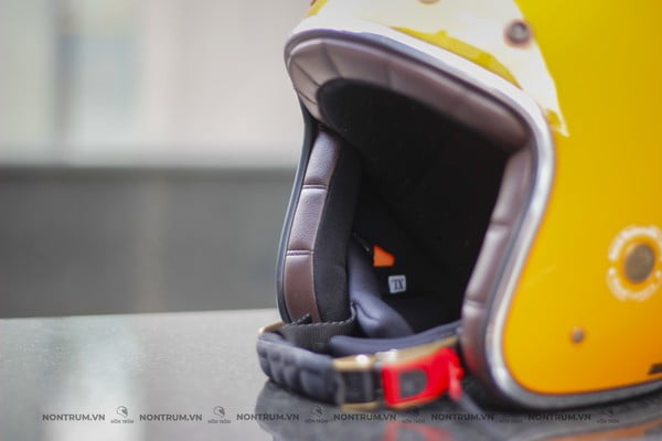 nón bảo hiểm Royal M20D vàng