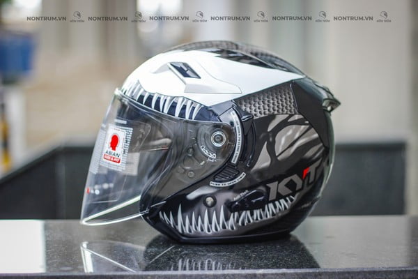nón bảo hiểm 3/4 KYT venom