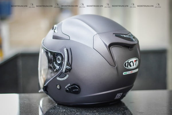 nón bảo hiểm 3/4 KYT đen nhám