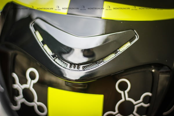 nón bảo hiểm 3/4 kyt venom iannone
