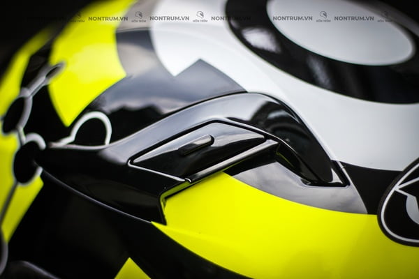 nón bảo hiểm 3/4 kyt venom iannone