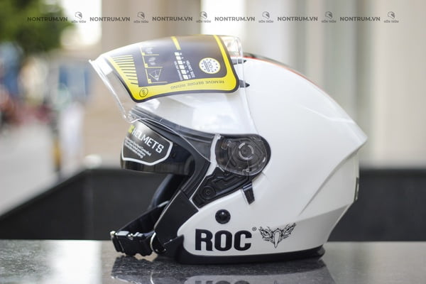 nón bảo hiểm 3/4 ROC R02 trắng tem