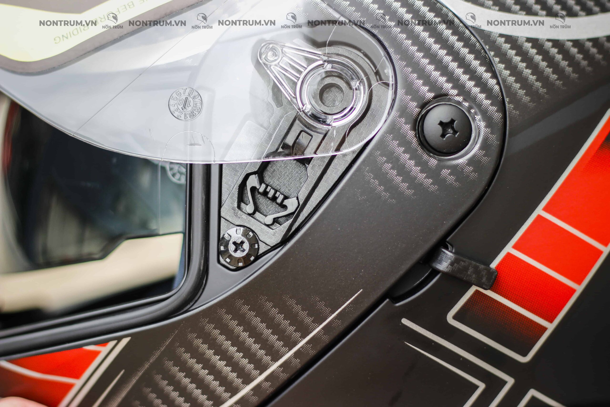 nón roc r04 v5 đỏ nhám