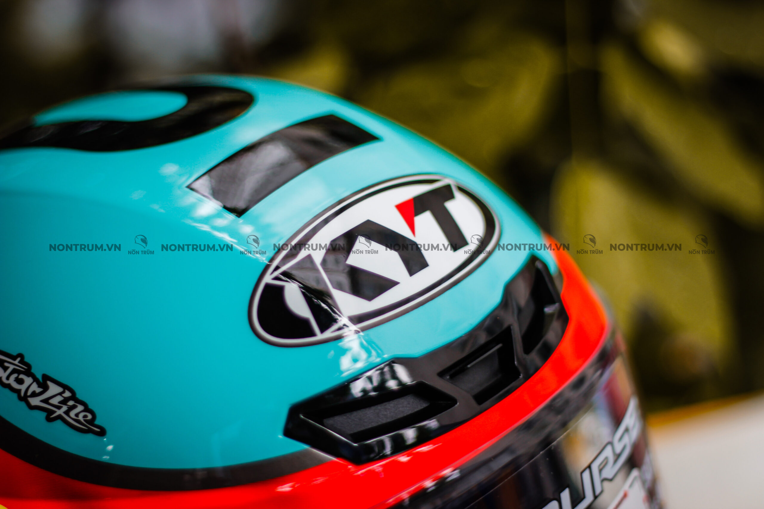 kyt tt course leopard spain