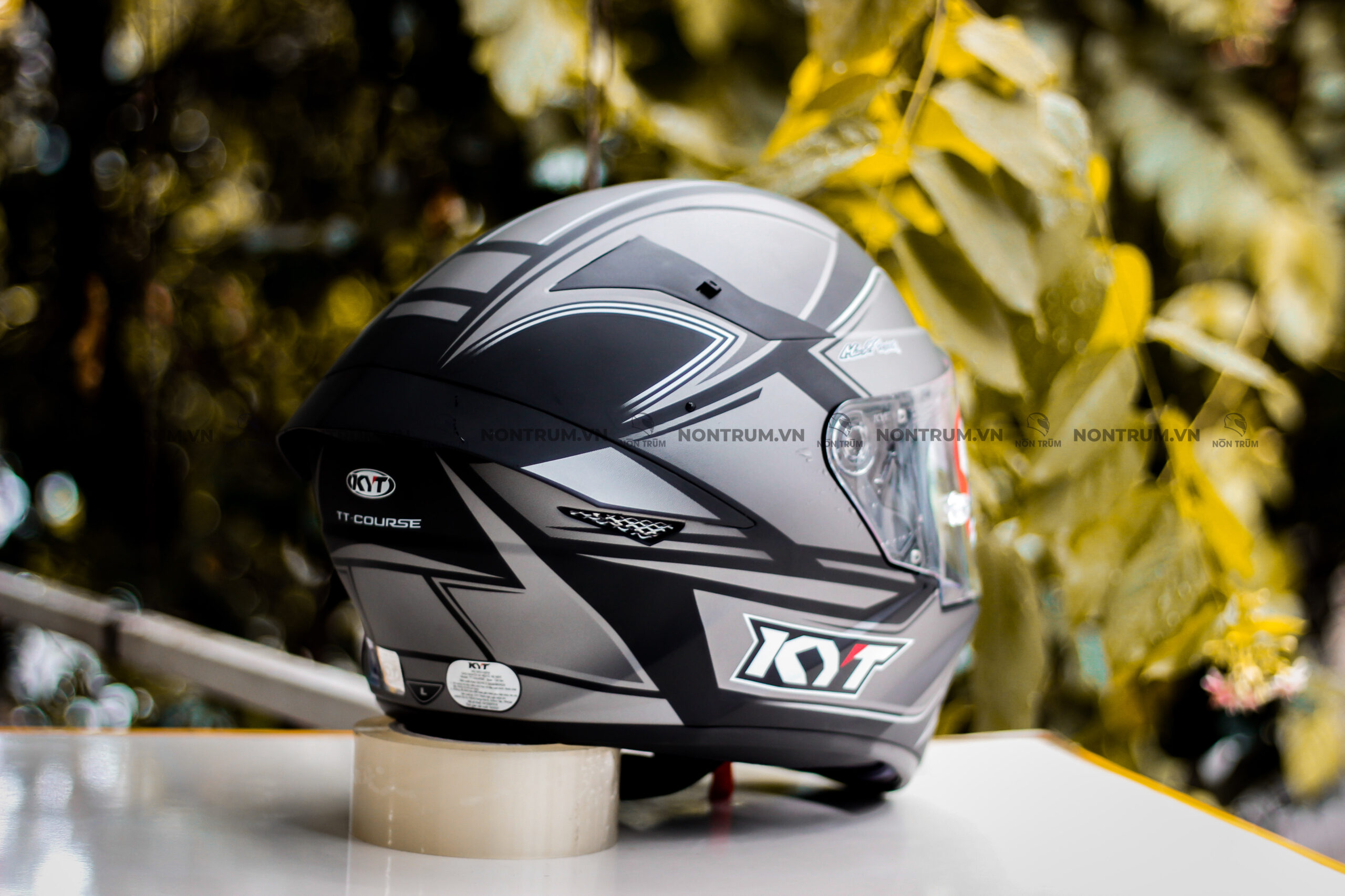 KYT TT-Course Tourist grey
